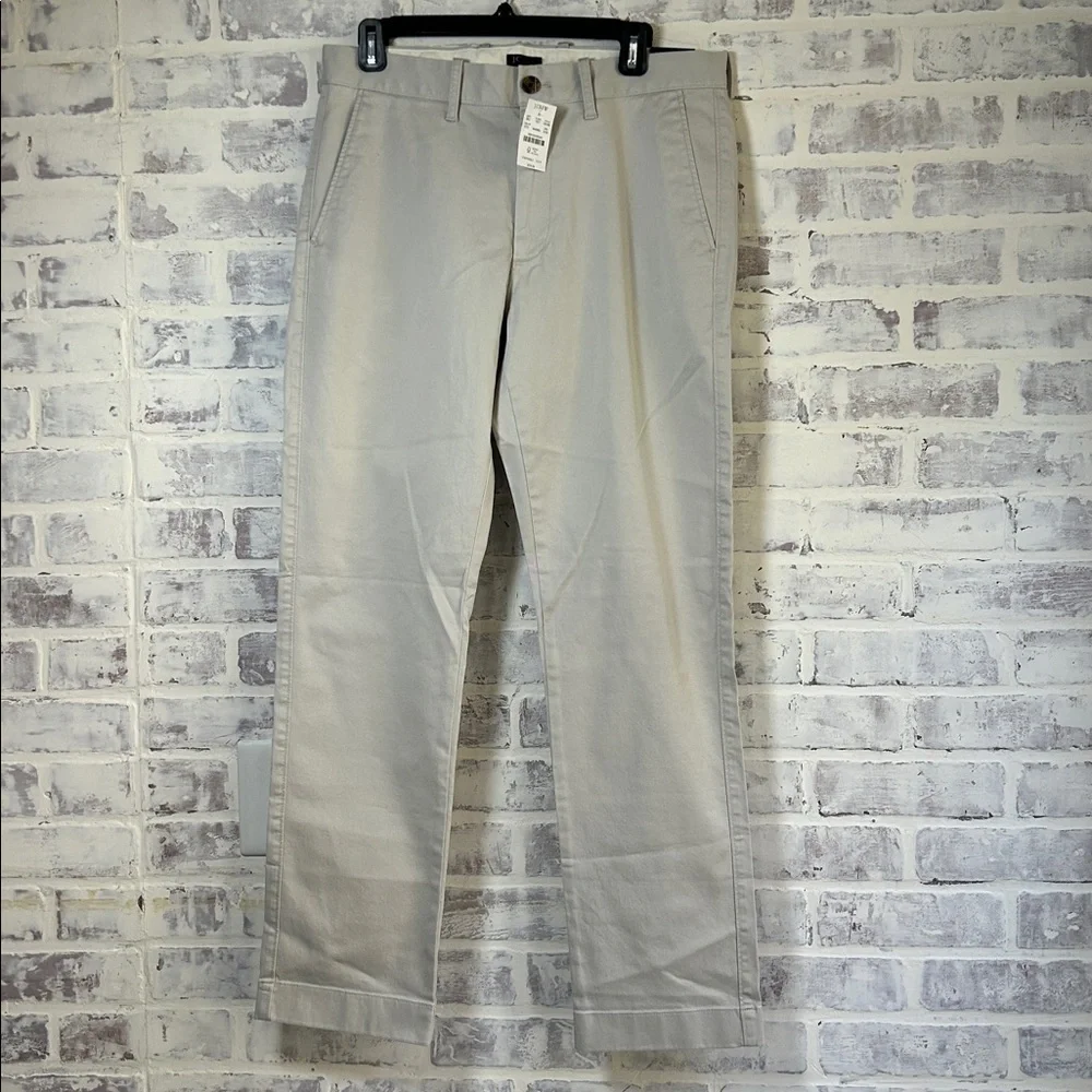 J. Crew Factory Men’s 31 X 30 Straight-Fit Original Chino Pant Khaki New Career